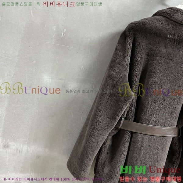  ̿̿ þ   MIU1123044-25