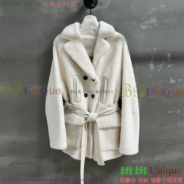  ̿̿ þ   MIU1123044-26