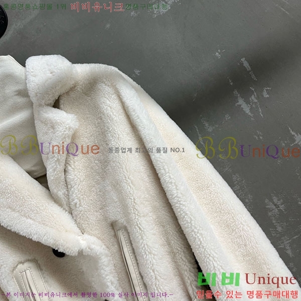  ̿̿ þ   MIU1123044-26