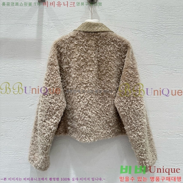  װŸ þ   BV1305372-8