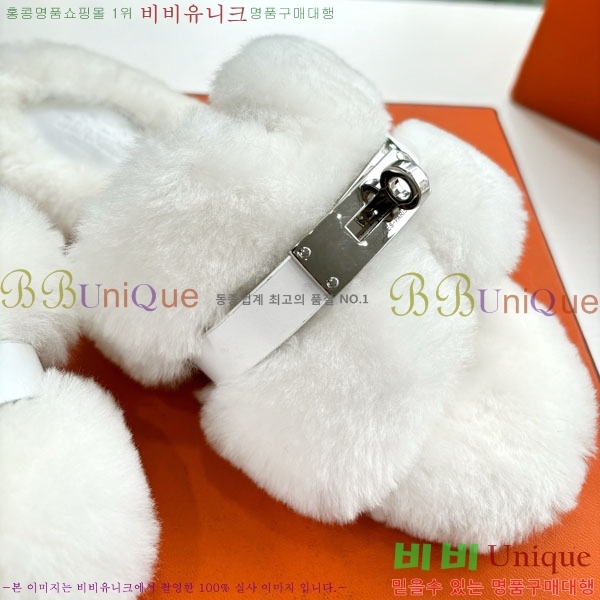 ޽   þ  29W861561-1