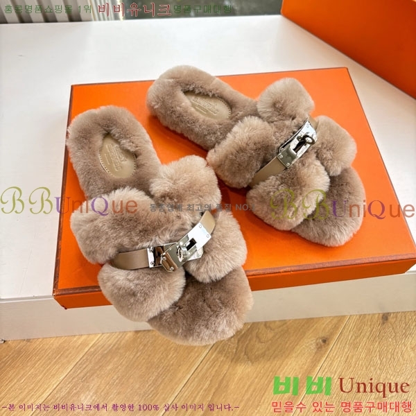 ޽   þ  29W861561-3