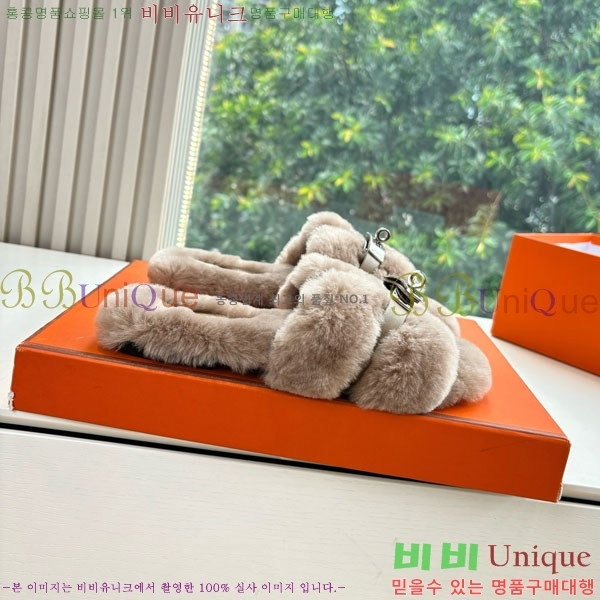 ޽   þ  29W861561-3