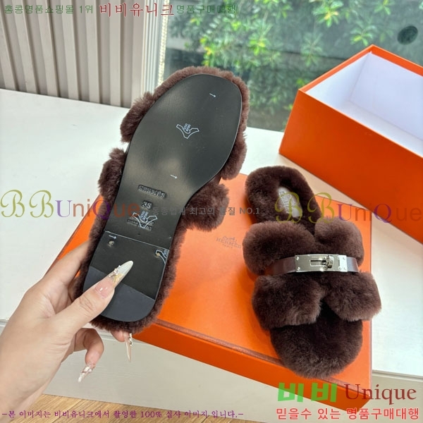 ޽   þ  29W861561-7