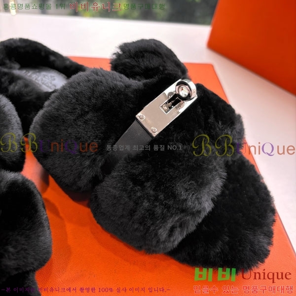 ޽   þ  29W861561-9