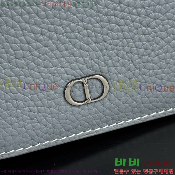 # CD  Ƽ  2ESBC002-101