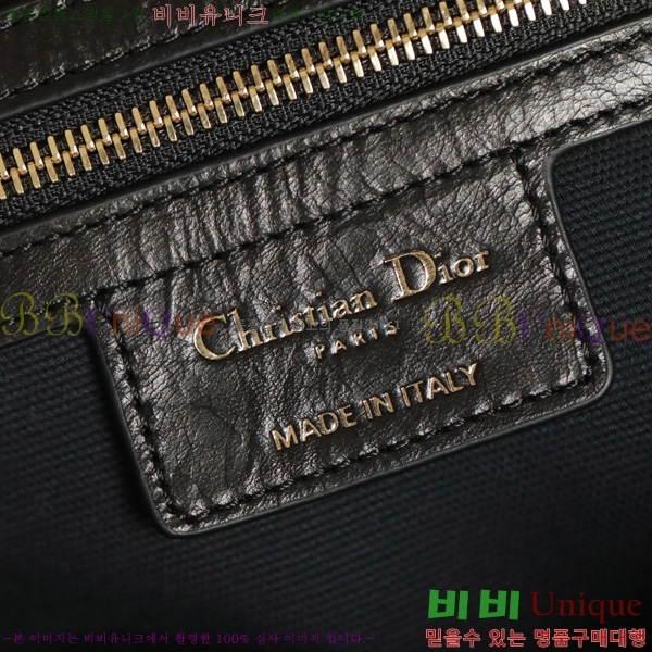 # D-Journey ̵  M2417UT-1001