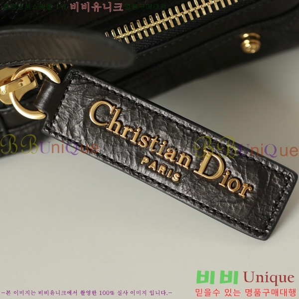 # D-Journey ̵  M2417UT-1001