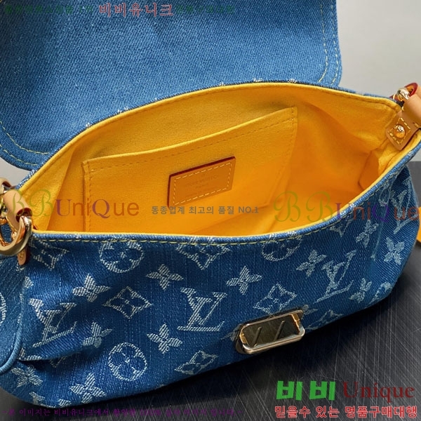 #̺  øƼ Ƽ ̴Ϲ M95050-102