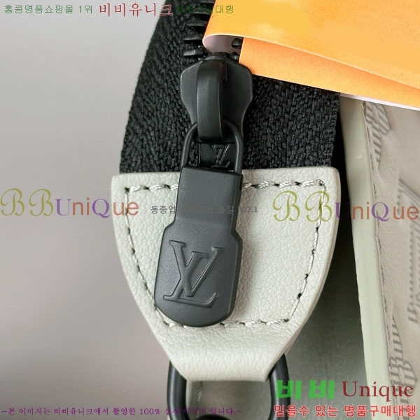 #̺    M81115-1002