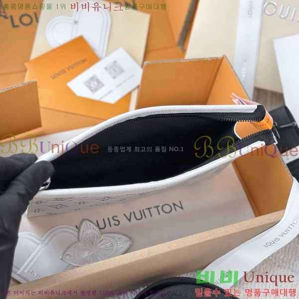 #̺    M81115-1004