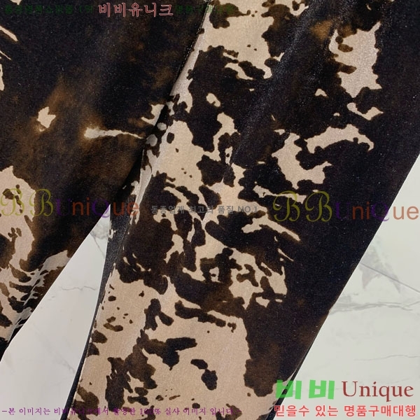  ũ Ʃ  ACN10120433-9