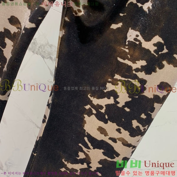  ũ Ʃ  ACN10120433-9