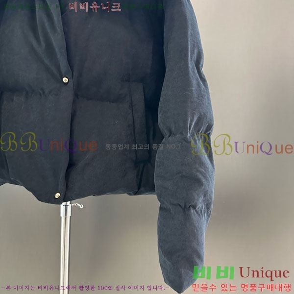  ** ٿ е MAX23402-11