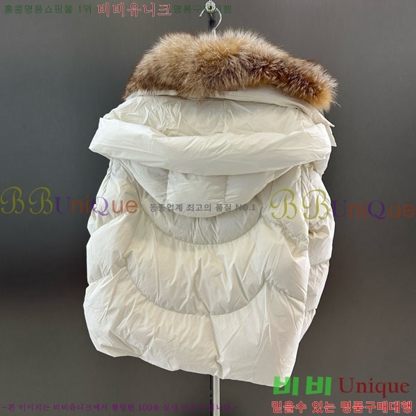  ** ٿ е MAX23402-22