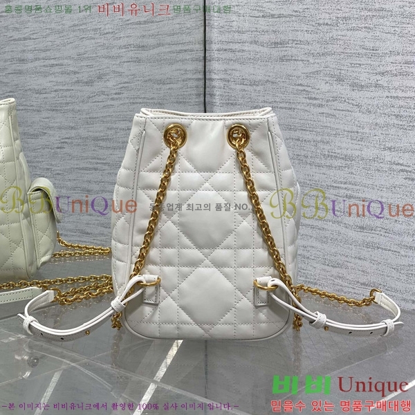 # Caro  Ƽĳ ü  M00531-1