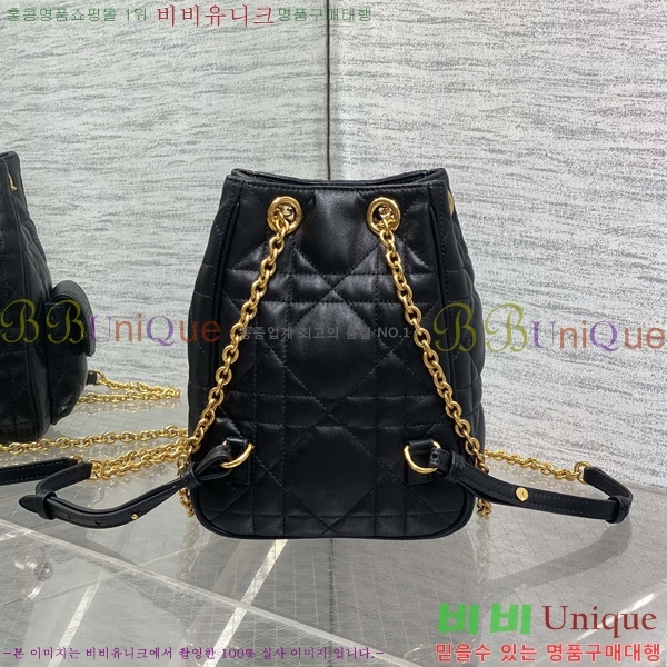 # Caro  Ƽĳ ü  M00531-2