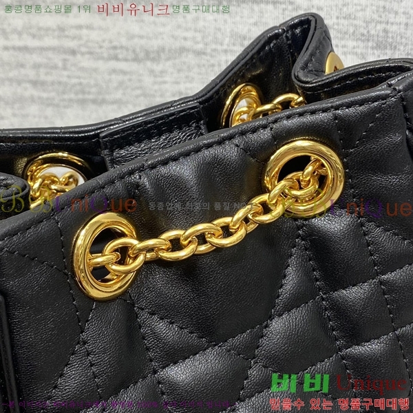 # Caro  Ƽĳ ü  M00531-2