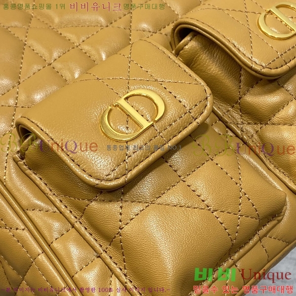 # Caro ̵ Ƽĳ ü  M00550-4