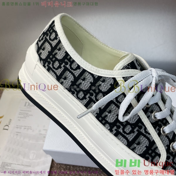   ũ ÷ Ŀ  34D211165-1