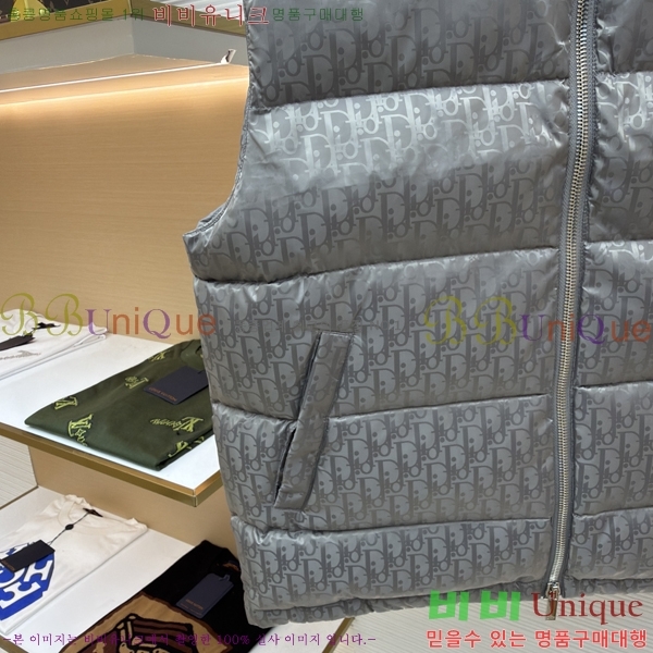   ũ ٿ е 32D259192-1