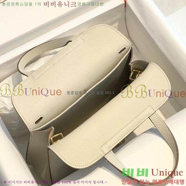 #޽ ܹ 22 KH7351330-1