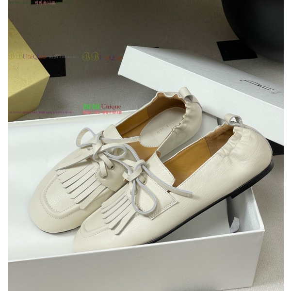  * Ŭ  32TR25102292-1