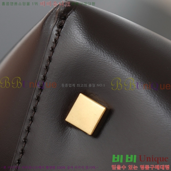 #ζ LE 37  749036-902