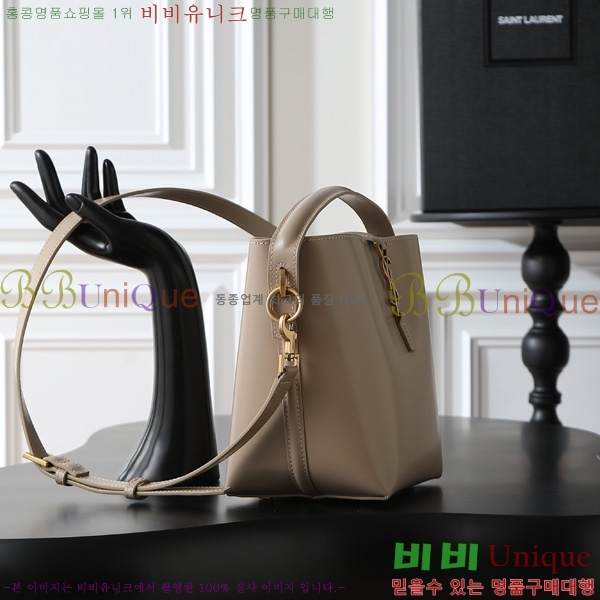 #ζ LE 37  749036-905