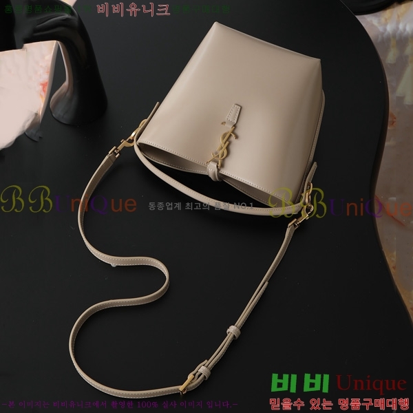 #ζ LE 37  749036-905