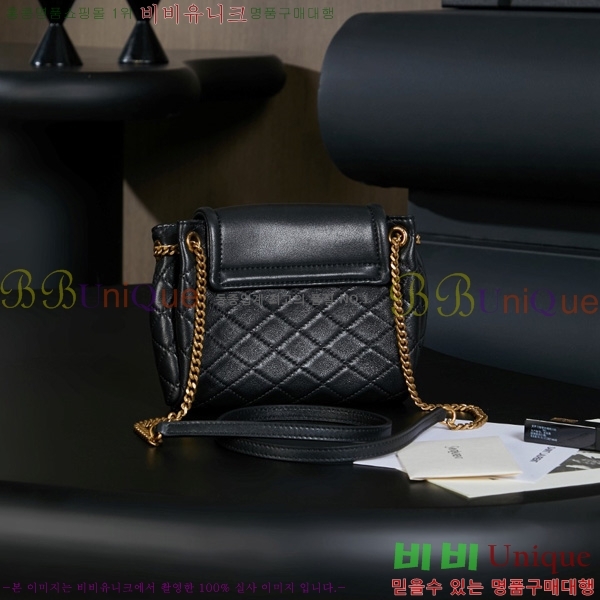 #ζ 븮Ÿ ̴Ϲ  672738-1002