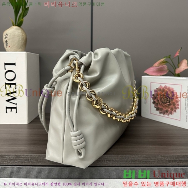 #ο  ö ޽ 012401-107