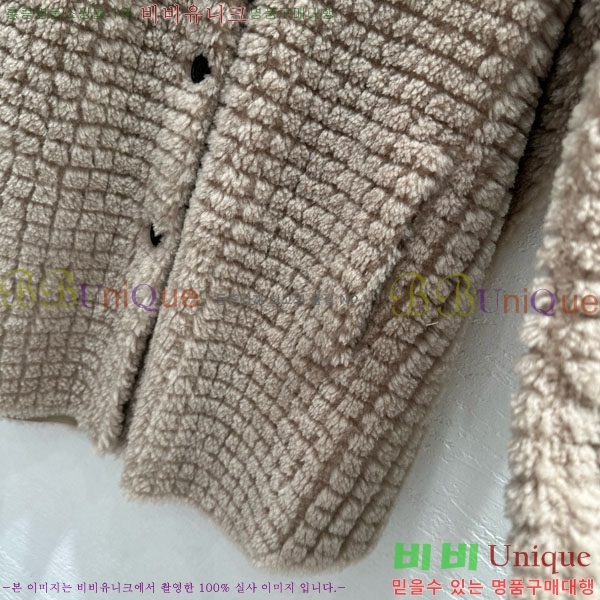  װŸ þ   BV136785768-3