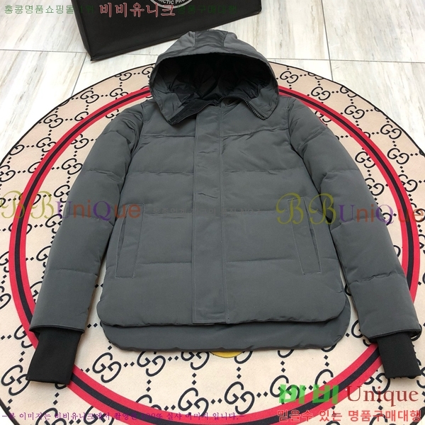 �������� ĳ���ٱ��� �ٿ� �е� CG247358-4