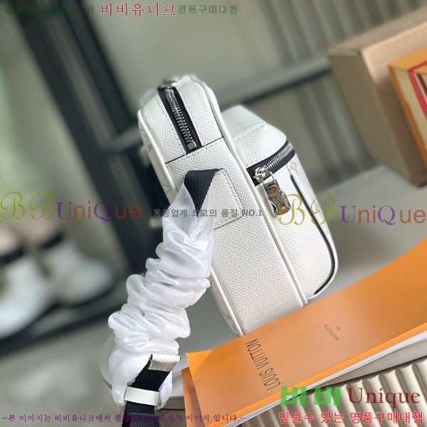 #̺ ƿ ޽ M30873-1001