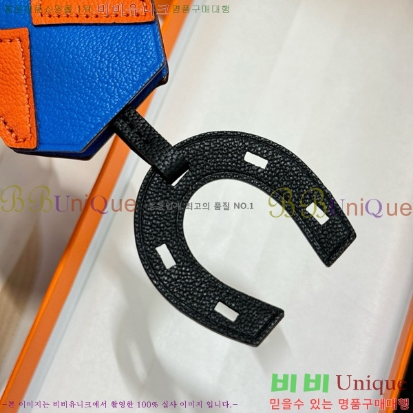 ޽ Jockey Charm  HE4523806-3