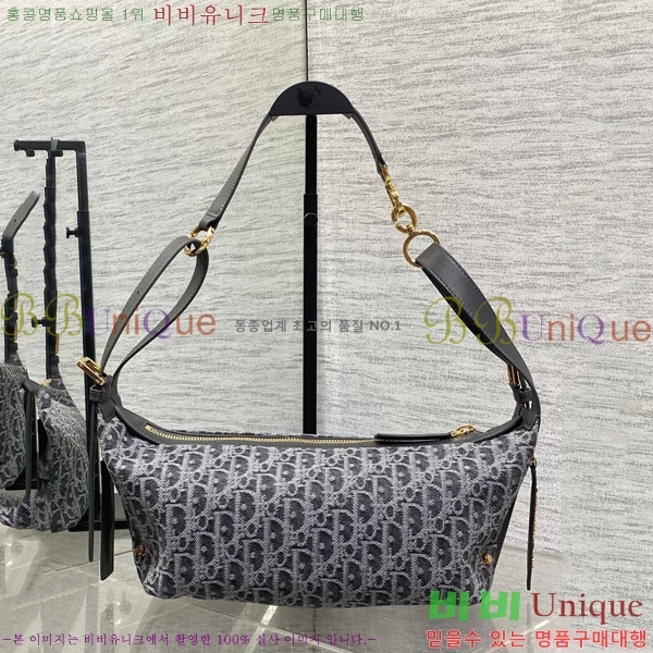 # D-Journey Ϲ  M2416-103