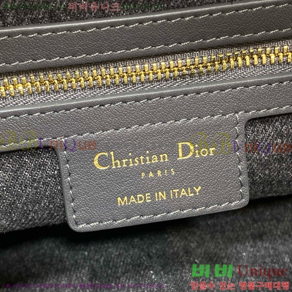 # D-Journey ̵  M2417UT-5