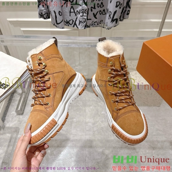 ���̺��� ����Ŀ�� ������ Ʈ���̳� ���� 32LV8569342-2