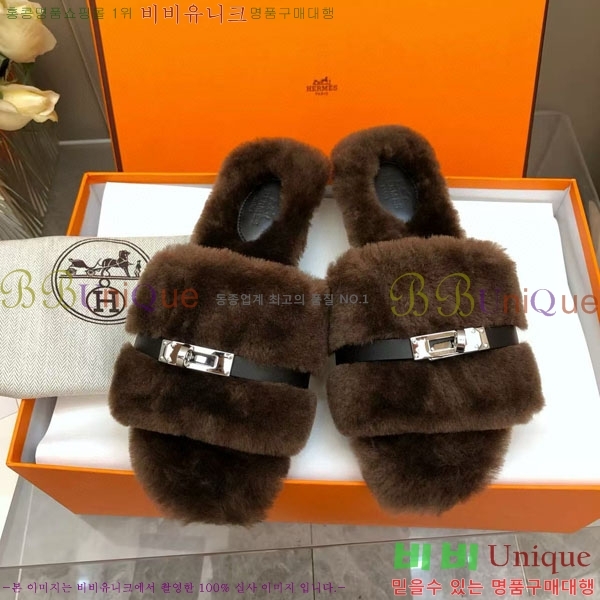 ޽   þ  W861000-4