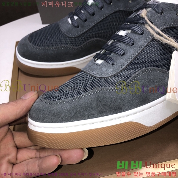 ���� ���ڷ� ��ġ�ڸ� ����Ŀ�� B967569-2