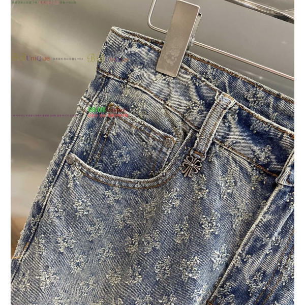  ũ* û 17CH2511313-10