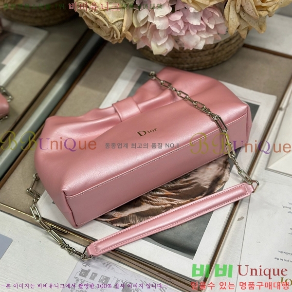 #��� ���� ü�ι� M0714-102