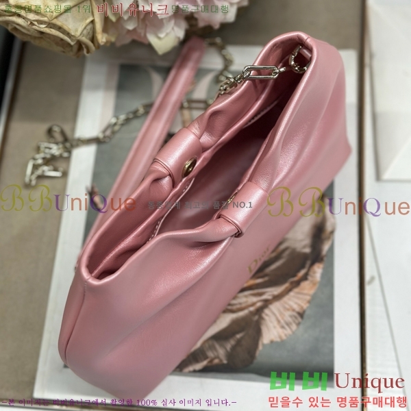 #��� ���� ü�ι� M0714-102