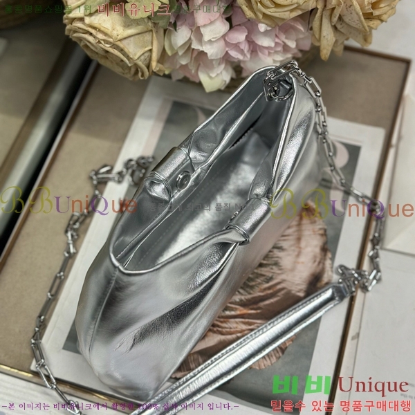 #��� ���� ü�ι� M0714-118