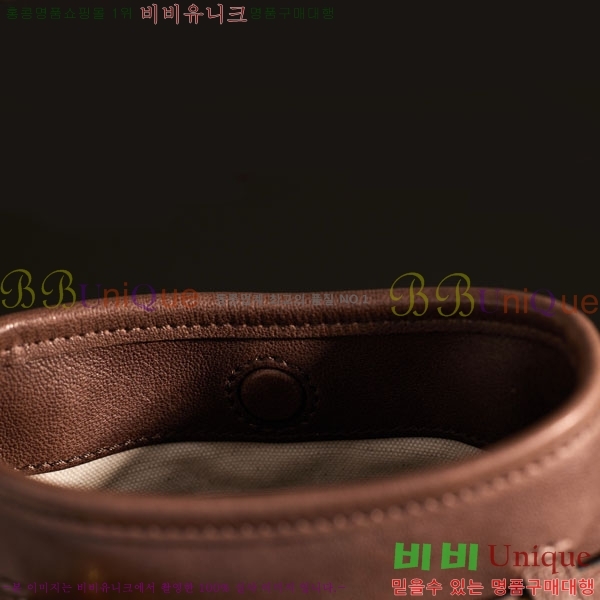 #�̿�̿� ���� �ƹ�ٸ� ��Ʈ�� �Ŀ�ġ 5NR461-701