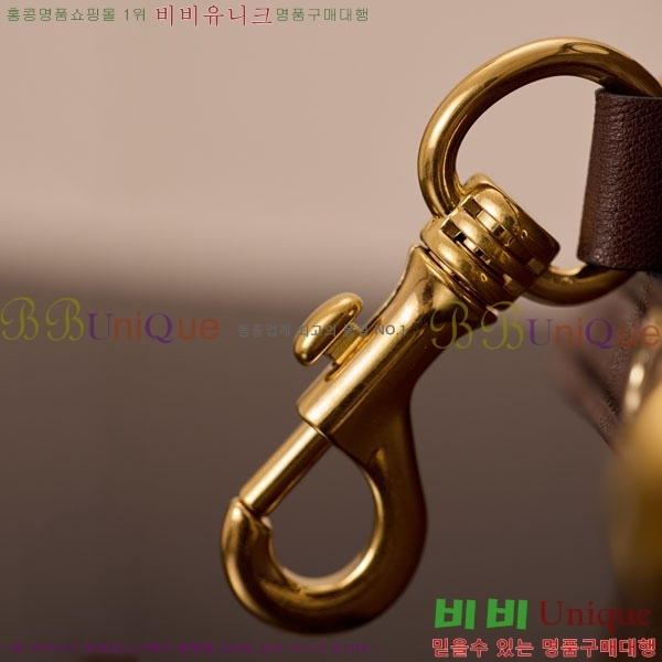 #�̿�̿� �ƹ�Ƣ�� ���� ���� ž�ڵ� �� 5BB169-2002