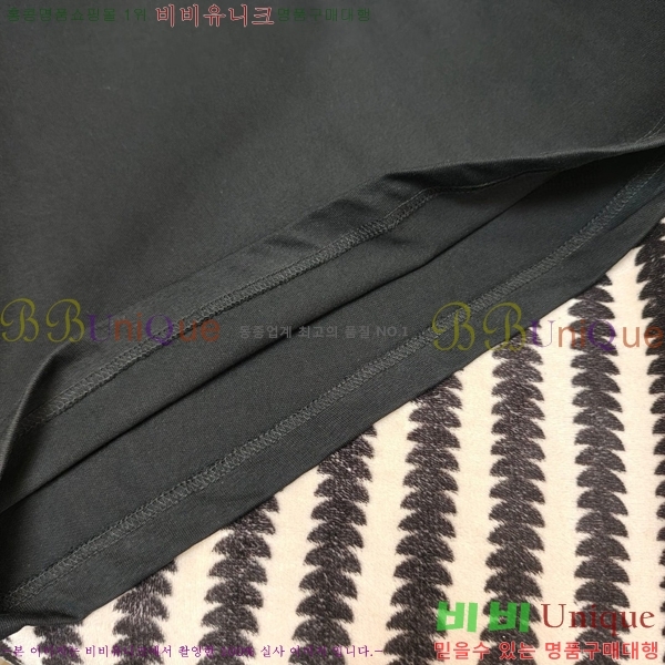 ���� ũ������ ���� Ƽ���� CH583476-1