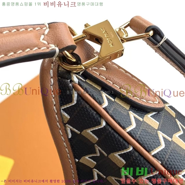 #���̳� ȣ���� M8219-12