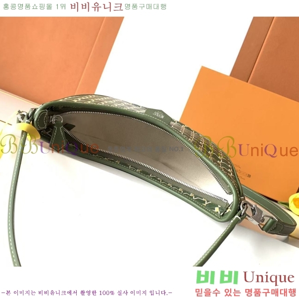 #���̳� ȣ���� M8219-4